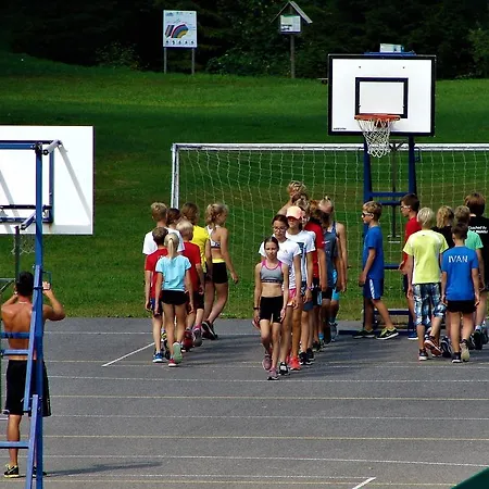 Holstre-polli Holiday Centre *